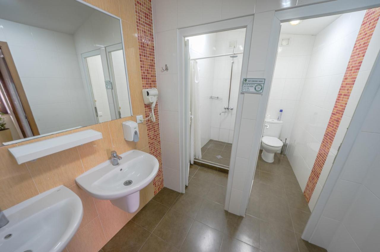 Envoy Hostel And Tours Tbilisi Exterior photo